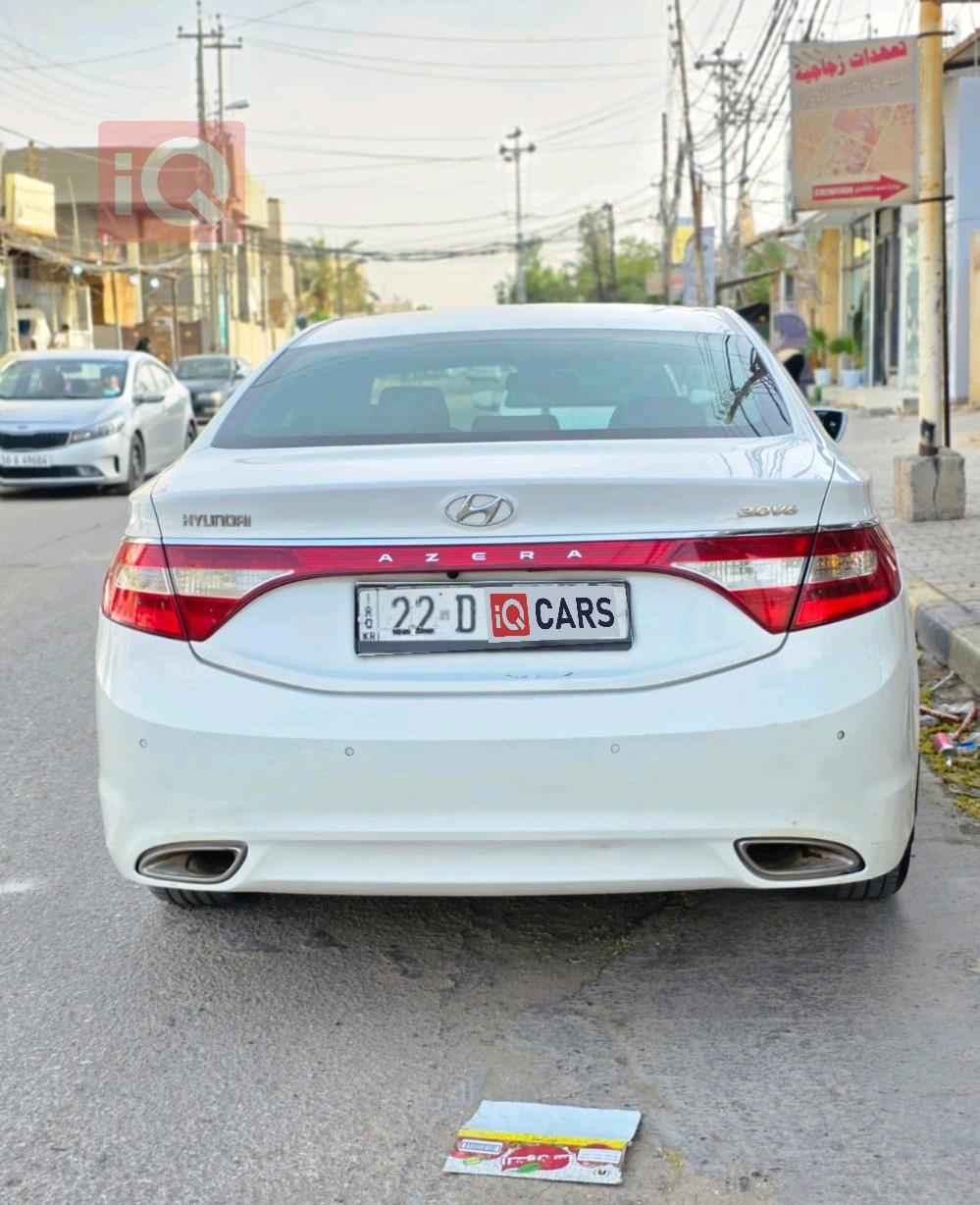 هيونداي أزيرا